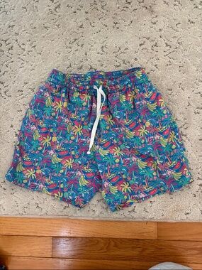 chubbies Tropical Blue Multi-Color Swim Trunks